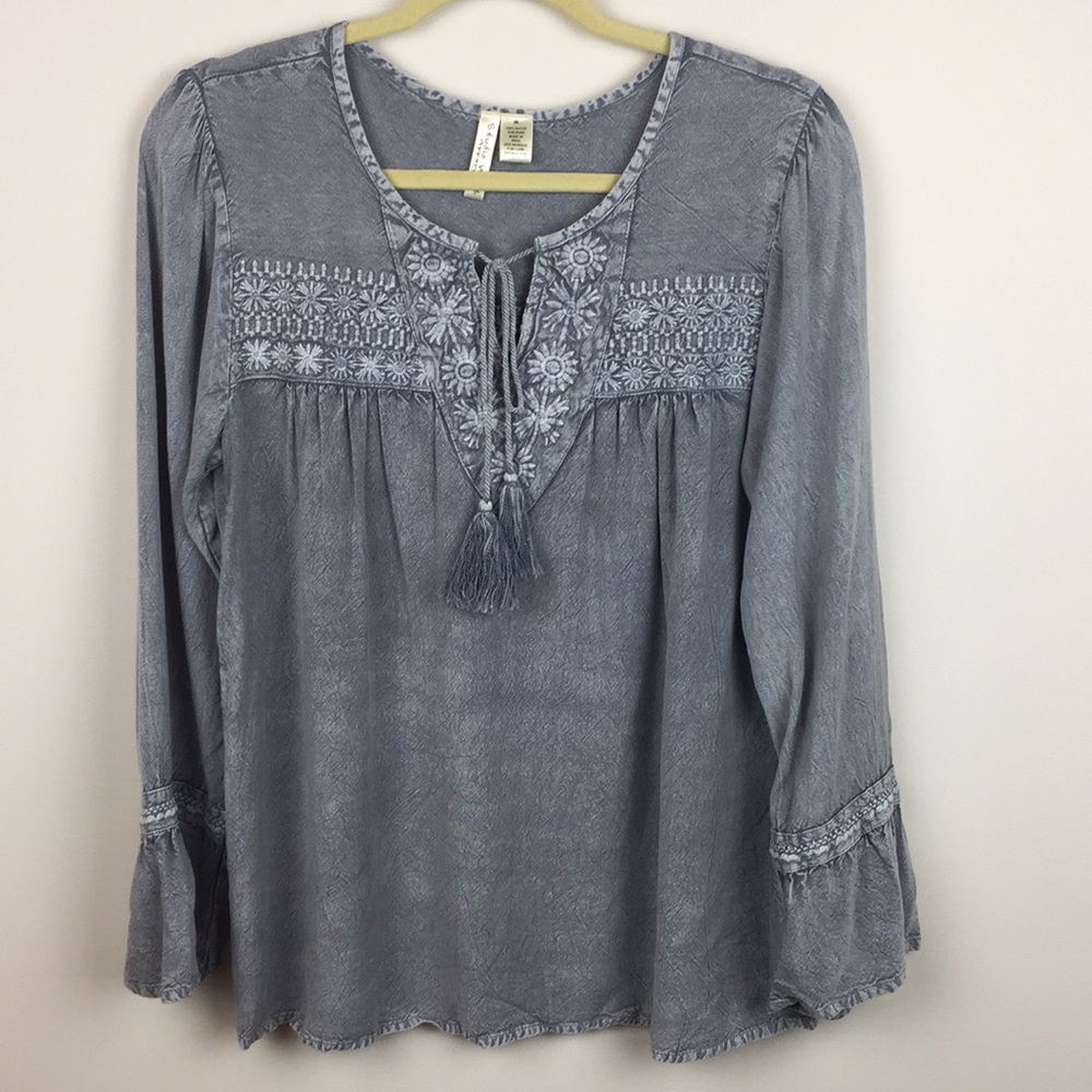Studio West Apparel - Floral Boho Tassel Blouse